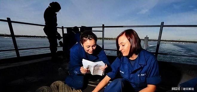 2019年美军舰上用中文警告中国海军的华人女兵现状